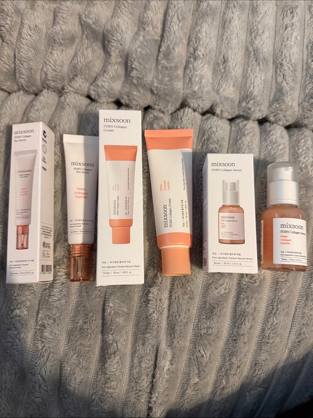 mixsoon PDRN Collagen Moisturizing Set — Peach & White